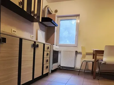 bucatarie amenajata vanzare cumparare apartament Sector 5 București